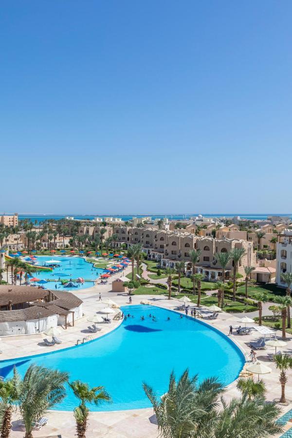 Junior Suite Pool View