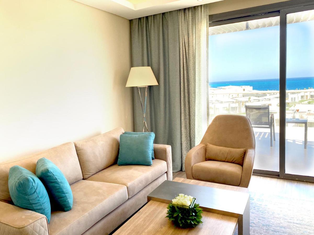Deluxe Room Sea View Twin Bed
