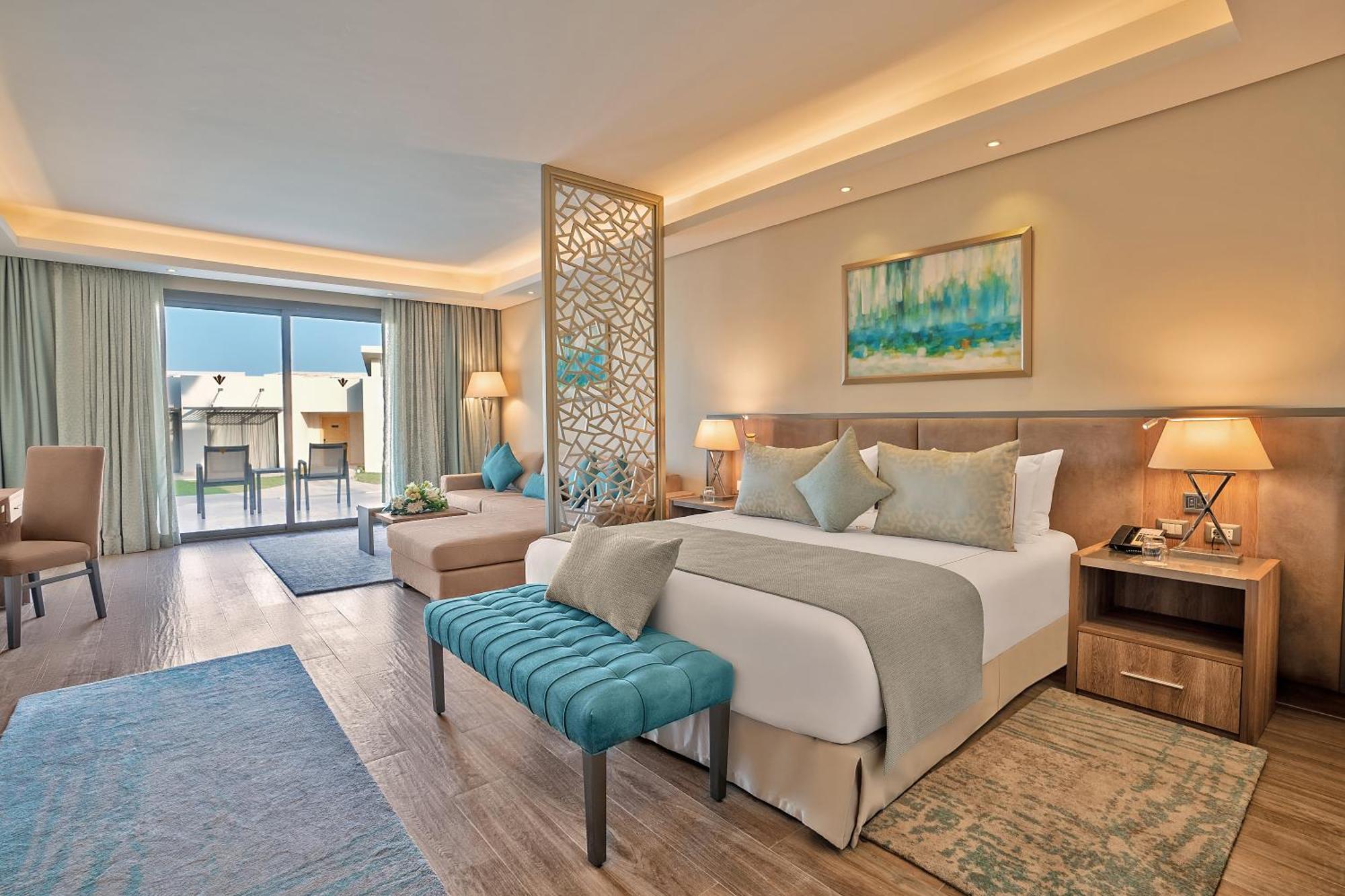 Deluxe Room Garden View King Bed