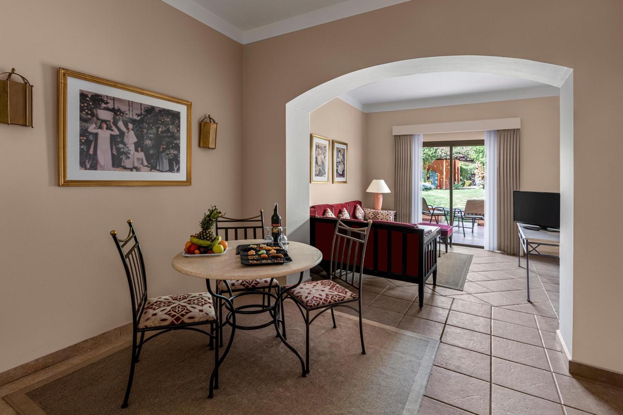 Appartement 1 Chambre Lits Jumeaux - Vue sur Jardin